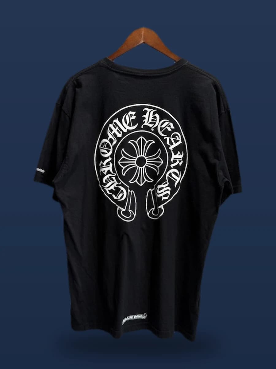 起福堂で実際にお買取りした黒のTシャツ(バックプリント)